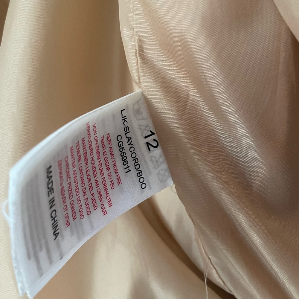 Boohoo Beige Corduroy Puffer Jacket - Picture 4 of 4